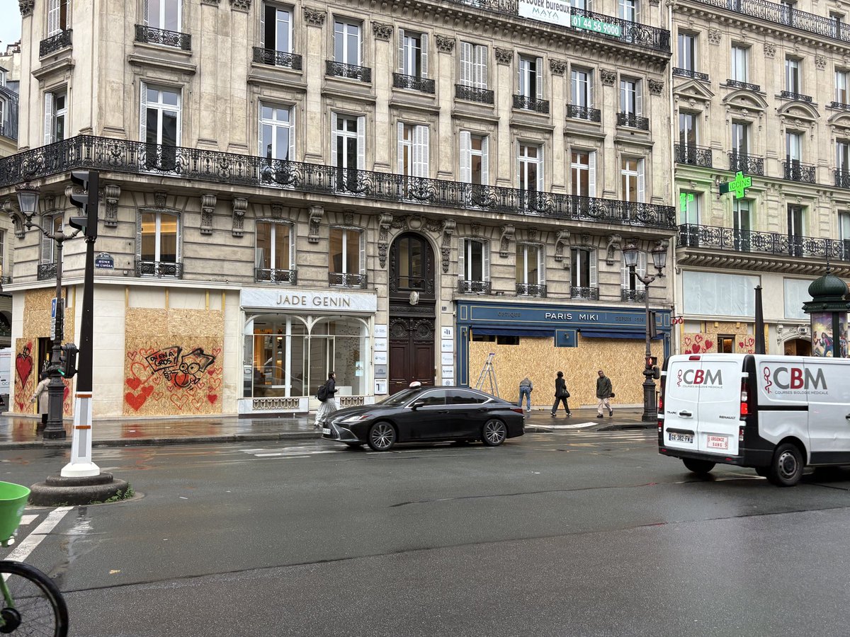 MarioInJr's tweet photo. @RadioGenoa París hace unas horas preparándose para mañana… sobrecogía verlo! https://t.co/JfzSK3UlVg