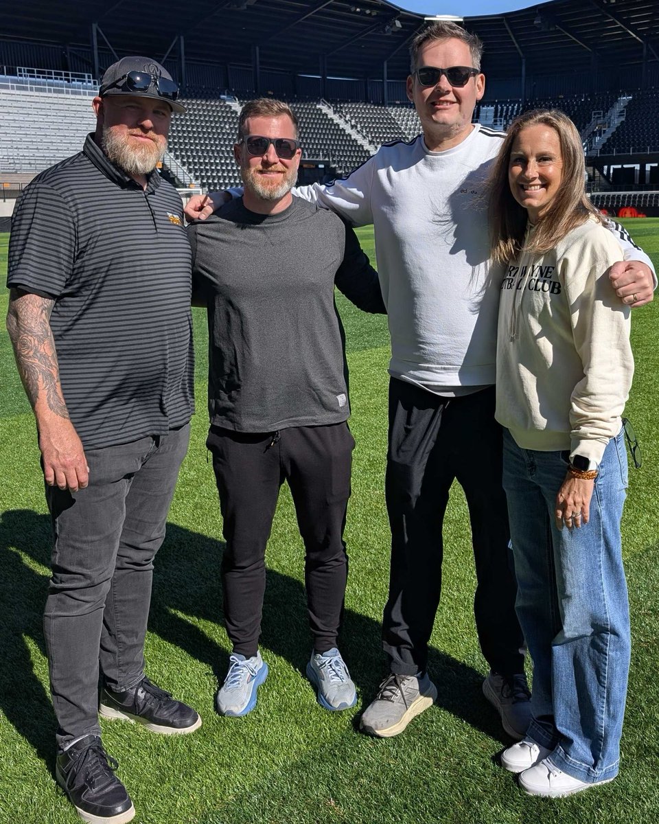 MKickaround's tweet photo. The calm before the (#ULTRAFEST) storm!

Thanks for the stadium tour, @FortWayneFC! 🙌

#DotTheMap | @fortwaynefooty https://t.co/LvSvELQvXh