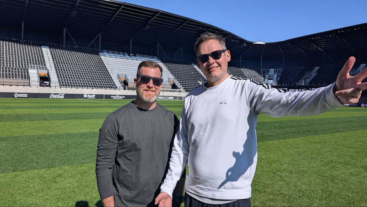 MKickaround's tweet photo. The calm before the (#ULTRAFEST) storm!

Thanks for the stadium tour, @FortWayneFC! 🙌

#DotTheMap | @fortwaynefooty https://t.co/LvSvELQvXh