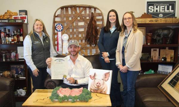 OCMonitor's tweet photo. Kentucky agriculture celebrates Pork Month in October - https://t.co/OKMqT4EUvY https://t.co/UHRznfu2aL