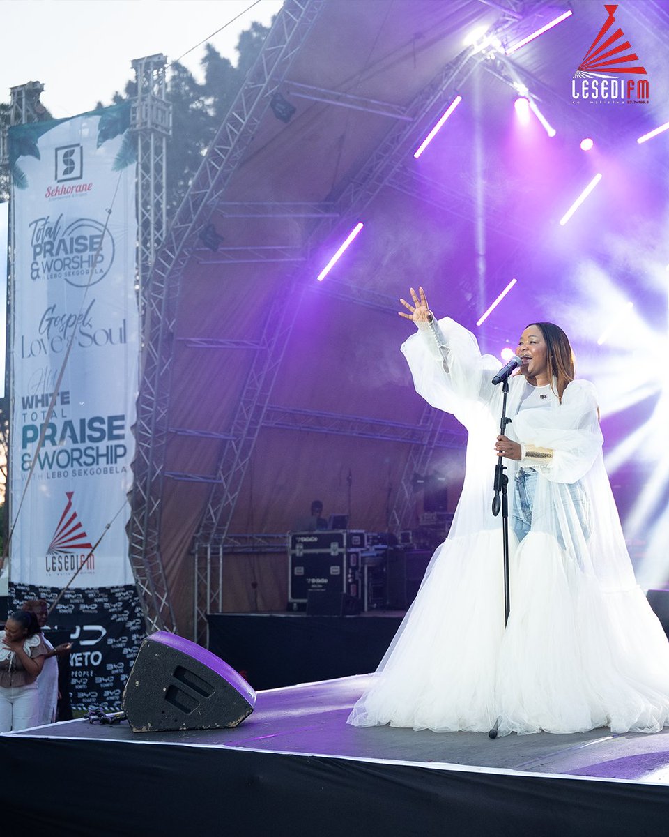 LesediFM's tweet photo. REALEBOHA!! 🥹👏🏾👏❤️🥳 @SekgobelaLebo 

#LesediFM #TotalPraiseAndWorshipWithLeboSekgobela https://t.co/Krs0Tz4QGm