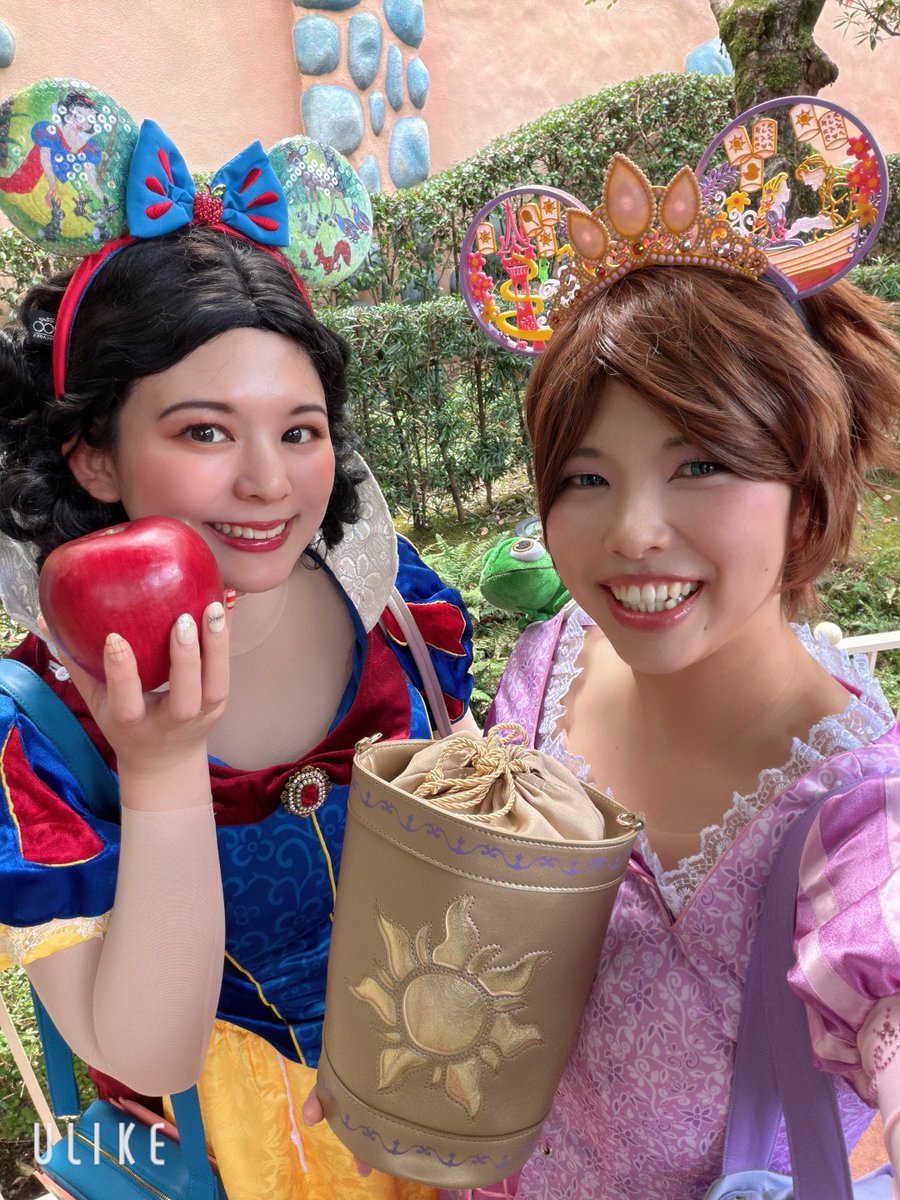 miki_applepel's tweet photo. 今日は白雪姫でインでした〜🍎(遅すぎ)
マブとお互い大好きなプリンセスが出来てほんと〜〜〜に最高の一日だった😭✨️✨️ https://t.co/ulHwBCsATV
