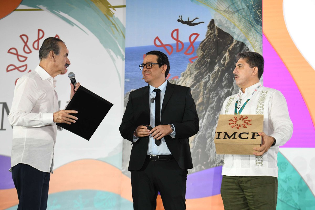 IMCP's tweet photo. El tercer día de nuestra #103Asamblea Convención Nacional inició con la #conferencia Defensa fiscal: Estrategias en un entorno de #fiscalización masiva, de Héctor Alberto Galicia Méndez. https://t.co/kh8Zq8vcU8