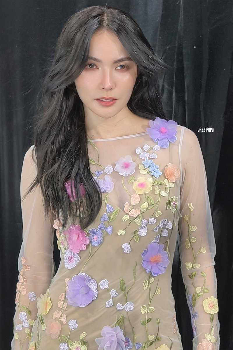 jazzpopu's tweet photo. คนสวย เซ็กซี่ ผมปลิว🫦 

#AurumBkkEFW26xCharlotte 
CL EFW2026 ICONSIAM
#ชาล็อตออสติน #CharlotteAustin 
@itscharlotty #AURUMBKK  
#ELLEFashionWeek2026
#EFW2026 #EFW26ATICONSIAM https://t.co/Y8on36QqPP