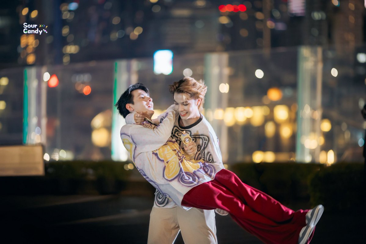 S0urCandyyy_'s tweet photo. อัลธอนเกร็งกิเดสมากกก ..  ตล๊กกก 😂

NOUR AT ELLE FASHION WEEK
#ELLEFASHIONWEEKxNOUR 
#Littleravit #AntonKrueger 
꒰  #LittleAnton  ꒱ https://t.co/n7S66Hz6iZ