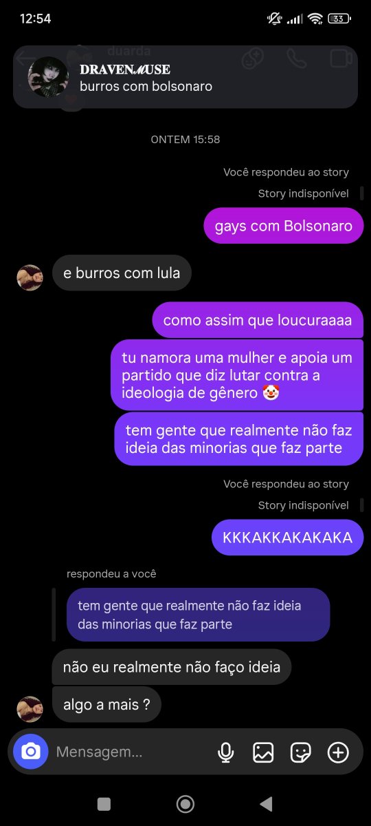 Samaram88156479's tweet photo. @livieniss a gata BI namorando uma lésbica a uns 3 sendo bolsonarista https://t.co/Jyrdl7LphR