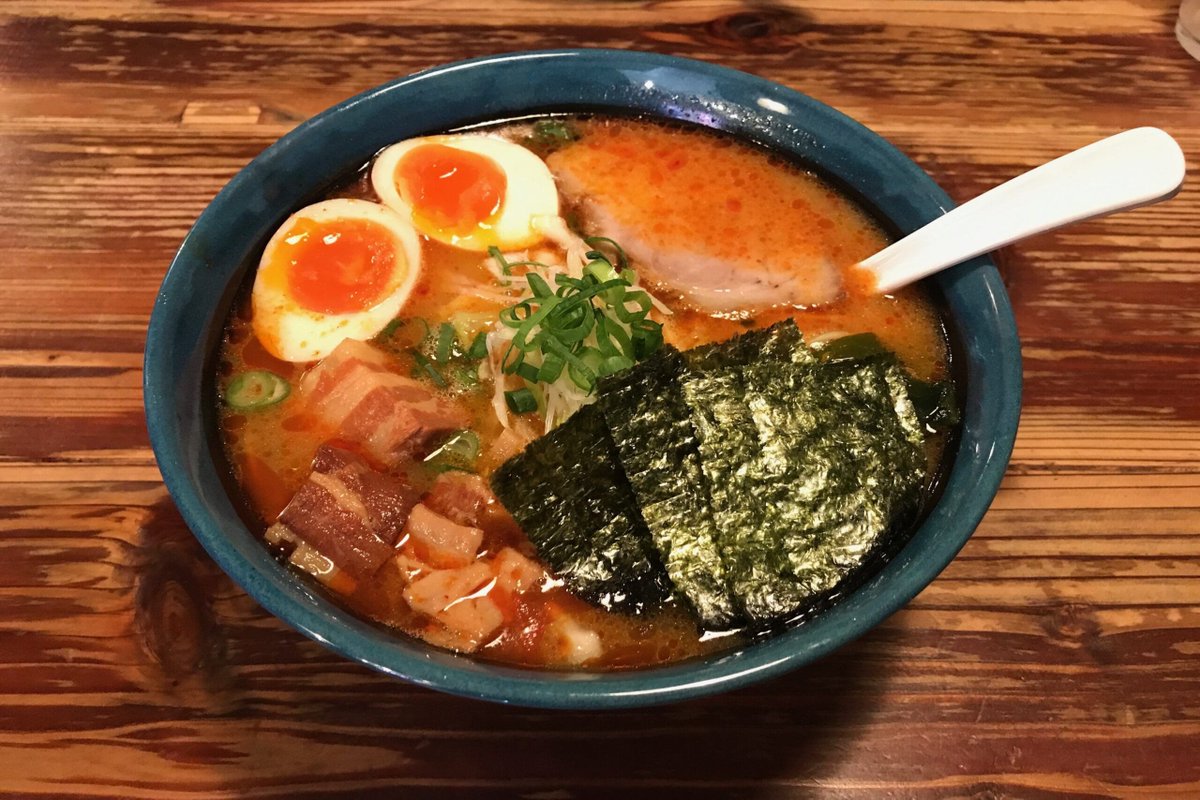 RootBsd's tweet photo. @tuuu28283 I would kill for a bowl of Japanese ramen rn, not ramen dry ration packs from the store, actually ramen like God intended 😤 https://t.co/Syg9nINvgZ