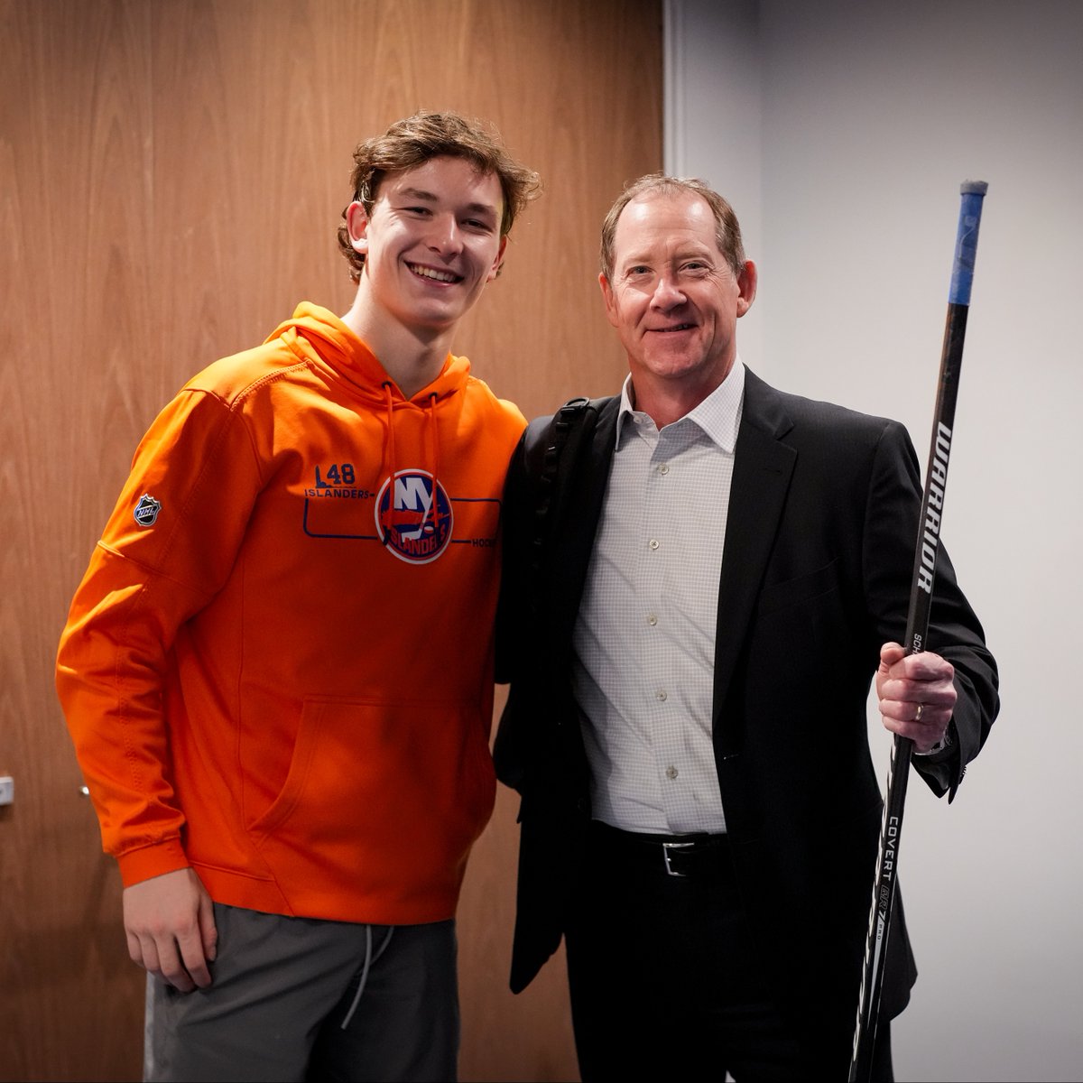 NYIslanders's tweet photo. Different eras, same game.

Matthew Schaefer and Phil Housley met for the first time last night! https://t.co/eljedVY26q