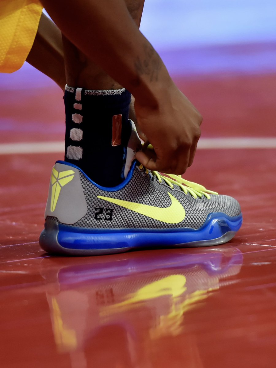 SLAMKicks's tweet photo. https://t.co/7MPE7etuE5