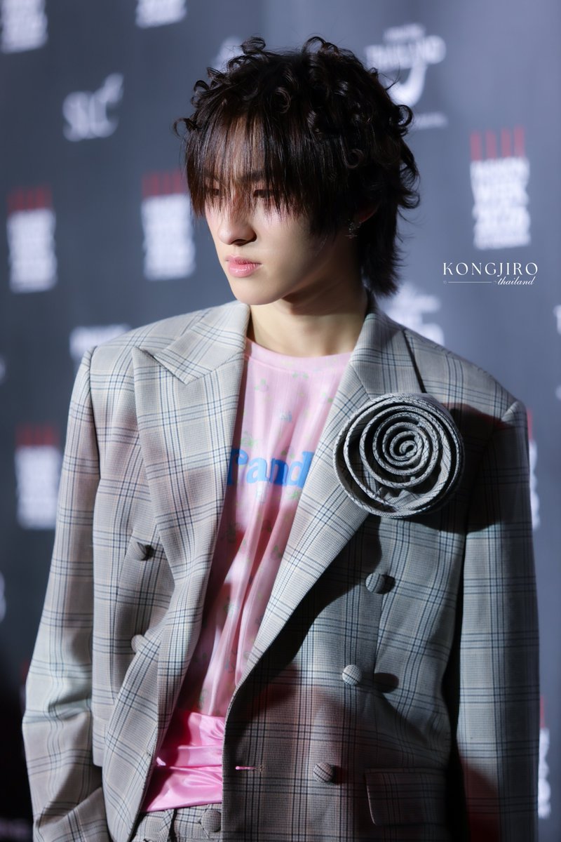 KongjiroTH tweet picture