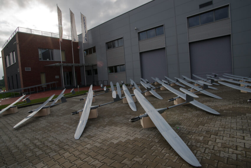 CoffeReport's tweet photo. 🇵🇱🇷🇺 NEW: POLAND INVESTIGATES SUSPECTED RUSSIAN-LINKED SABOTAGE PLOT AGAINST DRONE FACTORY SUPPLYING UKRAINE.

Polish prosecutors have opened an investigation after a suspected Russia-linked recruiter offered $30,000 to set fire to Flytronic's drone factory in Gliwice, Poland.

The facility belongs to WB Group and produces FlyEye reconnaissance drones used by Ukrainian forces.

The plot was uncovered by investigative journalists from Vot Tak, who infiltrated a recruitment operation on Telegram.

The recruiter, operating under the alias "Joker":

• Initially offered $1,000 to burn cars with Ukrainian licence plates.

• Later offered up to $30,000 to attack the drone factory.

• Provided footage showing apparent reconnaissance of the facility.

• Promised a medal in Belarus for carrying out the attack.

Journalists traced the Telegram account to a Russian phone number registered in the Saratov region.

Poland's Internal Security Agency (ABW) is now investigating the attempted recruitment for sabotage on behalf of a foreign intelligence service.