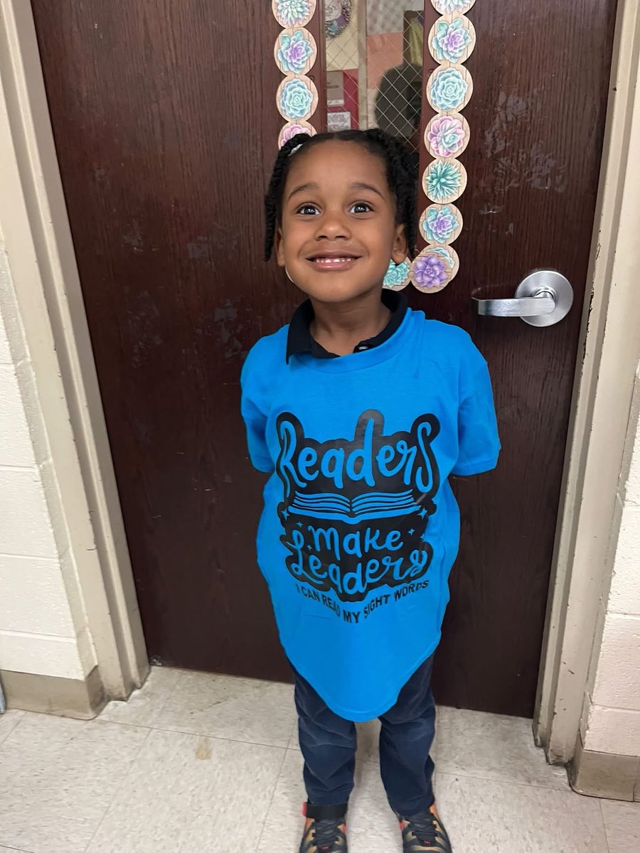 ArlingtonJmcss's tweet photo. Help us celebrate these two kindergarten scholars for working hard & earning their Sight word tees! Reading more than 55 words on the sight word list! WTG Cardinals! @DrShemon @JMCSchools @suptking #BestInTN #WeAreFamily #ReadingIsFun #ReaderLeaders https://t.co/IPfdZkpYdn