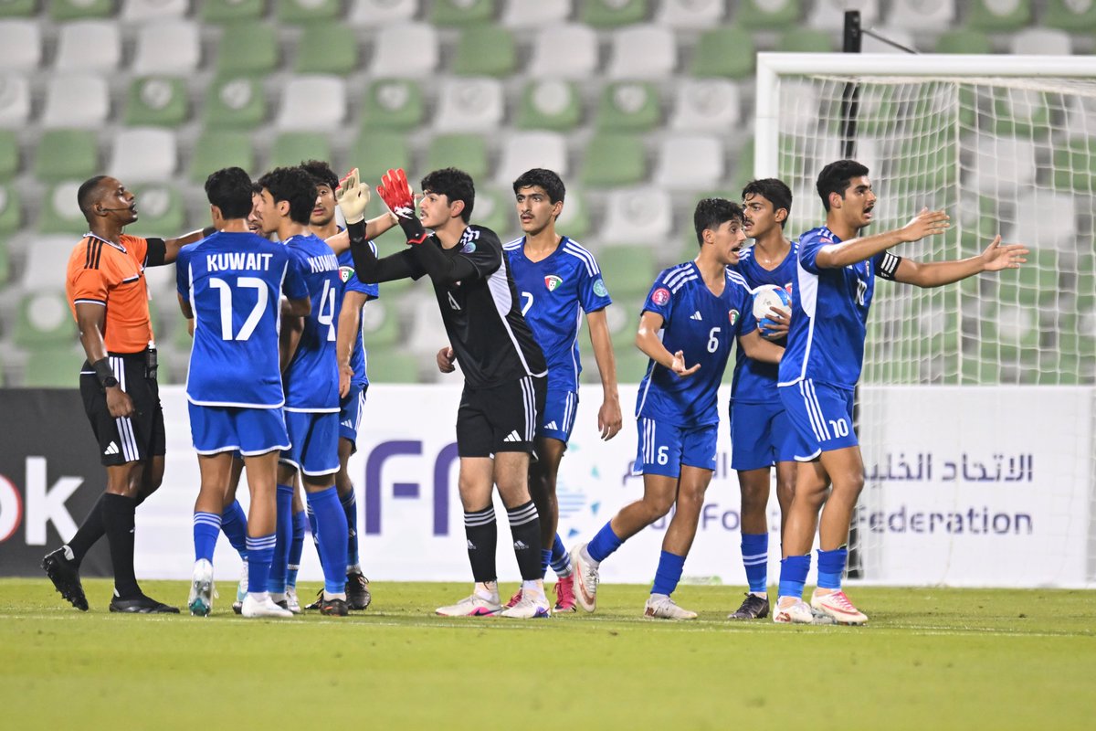 KuwaitFA_NT's tweet photo. صور || نهاية المباراة

منتخب الكويت 🇰🇼 0

منتخب العراق 🇮🇶  3

#الأزرق_يجمعنا
#منتخب_الكويت
#KuwaitFA
#u17 https://t.co/yjcjYXR9YF