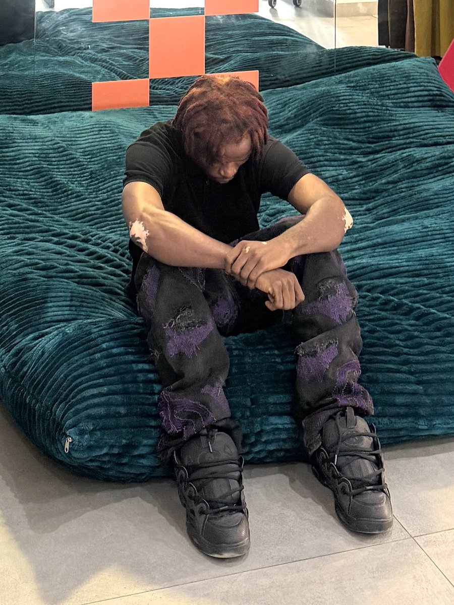 cozyslum tweet picture