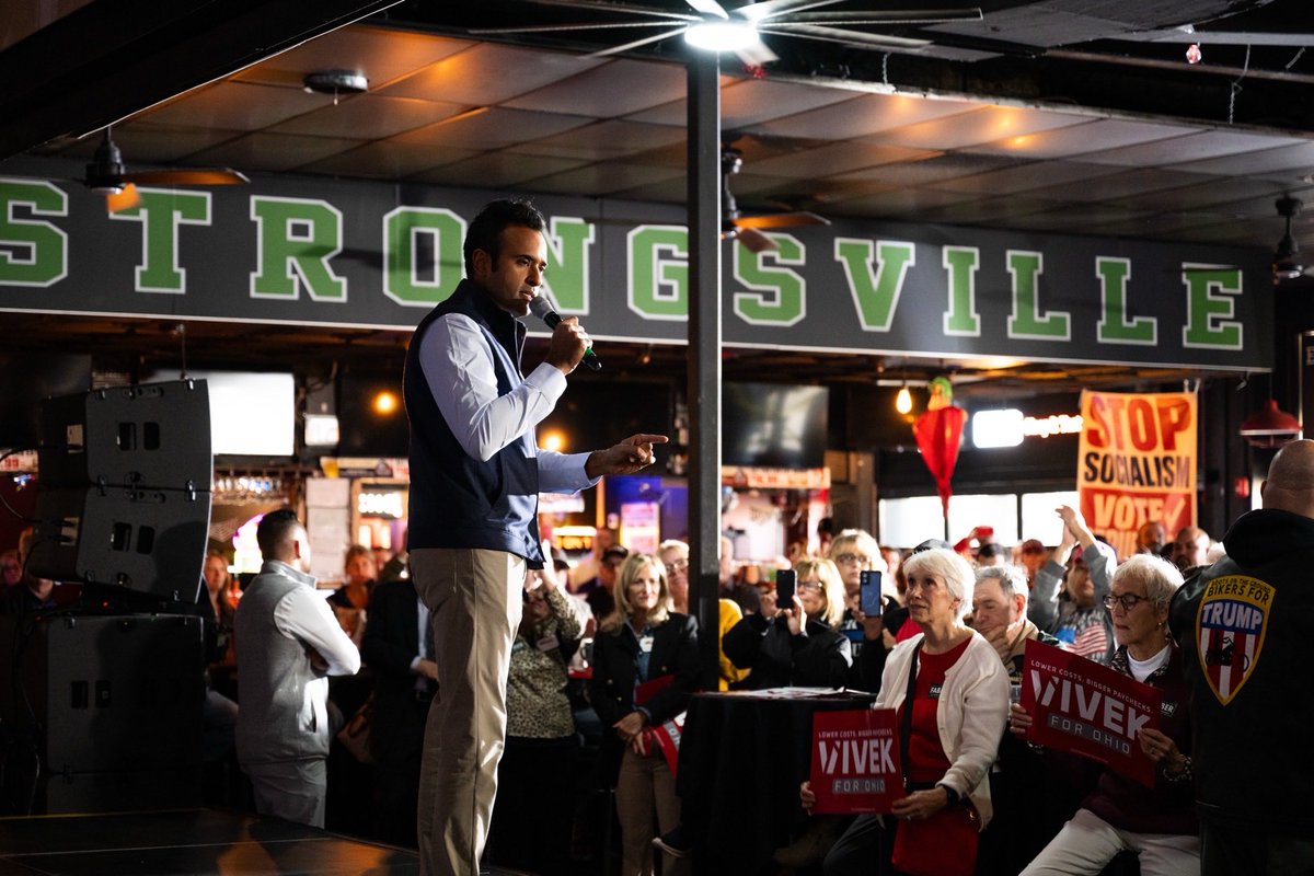 VivekGRamaswamy's tweet photo. We came to Strongsville for the campaign launch tour last year. Kicked off the closing tour here this morning. We’ll be back for the victory tour in a couple of weeks. https://t.co/k9tZODQ6Uu