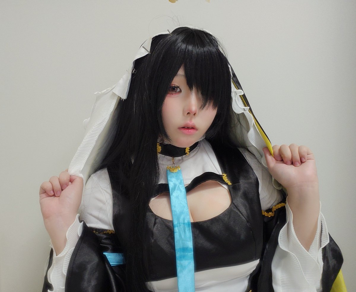 womphoria_0 tweet picture