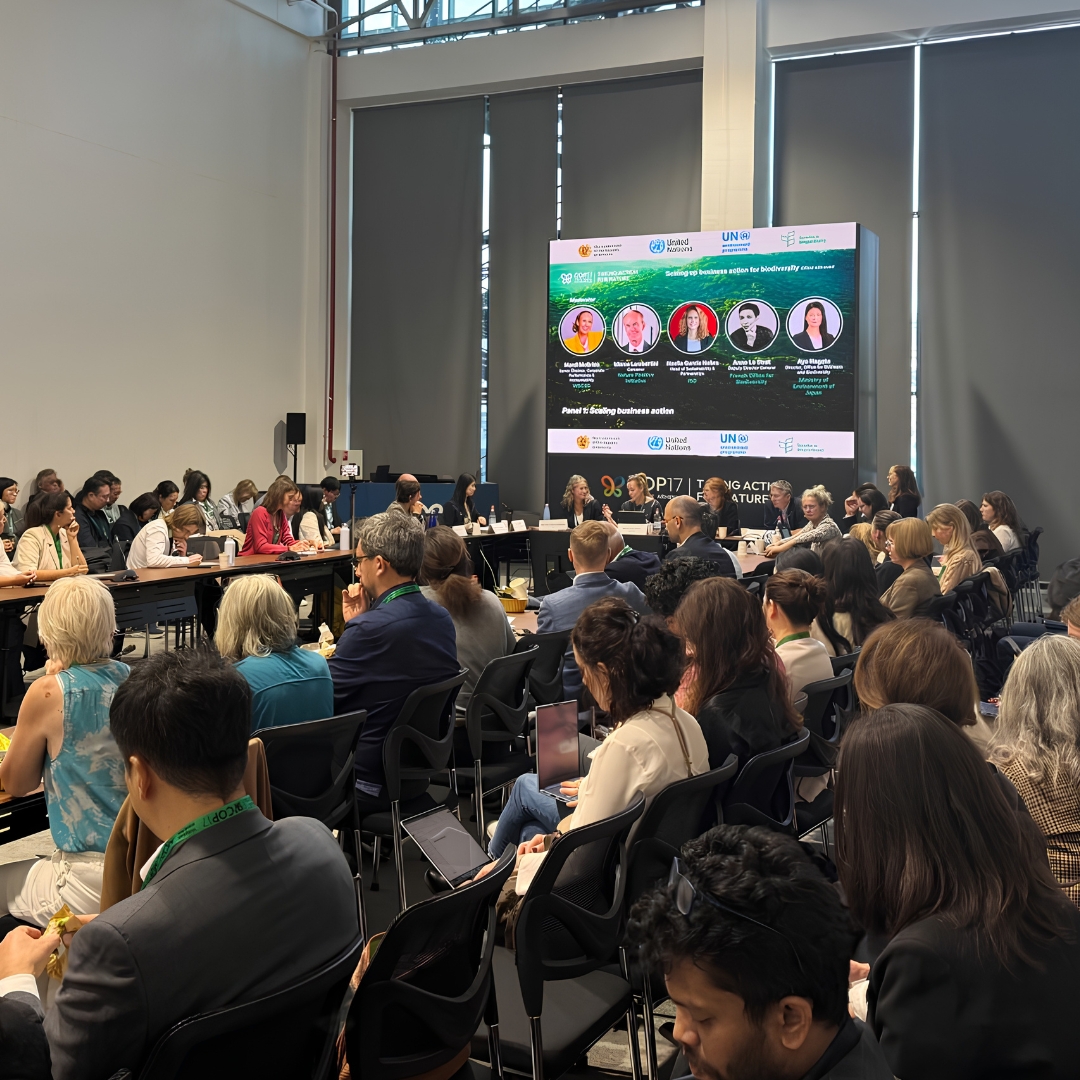 Heifer's tweet photo. Protecting biodiversity and improving farmer livelihoods can go hand in hand.

At COP17, a shared priority comes into focus: resilient food systems that support healthy ecosystems and the people who steward them.

#Biodiversity #FoodSystems https://t.co/iOiigmcFx8