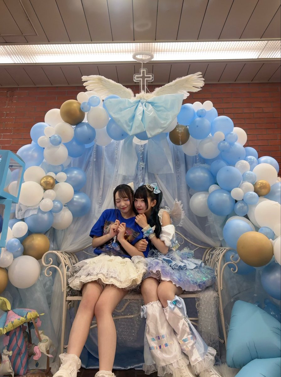 PS_shino0519's tweet photo. かのんさん生誕祭ありがとうございました💙🪽
かのんさんすっごく可愛かったです🥰🫶
かのんさんとかれんさんのライオンもすっごくかっこよくて、先輩すごいなぁってなった‼️
とっても楽しかったよ〜😽

かのんさん改めてお誕生日おめでとうございます🎂🎉 https://t.co/XDTpleRNyW