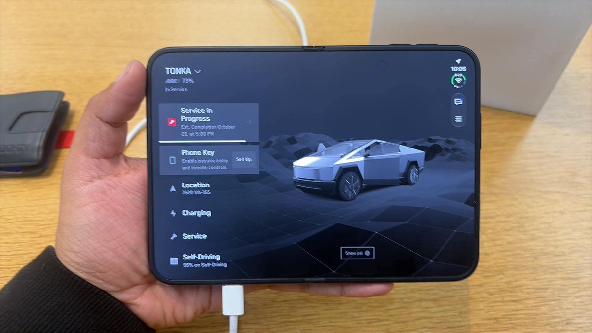 CYBER_FSD's tweet photo. @wholemars The best way to use the Tesla app! https://t.co/sAJQP1H8Nf