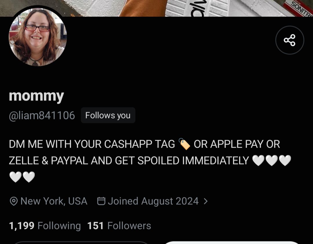 hadrohazel's tweet photo. tweeted some fucking bullshit and got followed by a bot #bombyandex https://t.co/MJOXHuQxU4