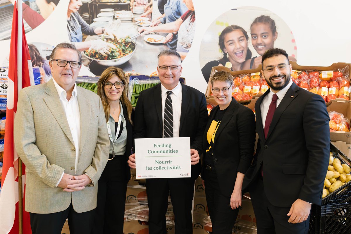 CornwallHeath's tweet photo. Every Canadian deserves access to nutritious food. 

Today in Toronto, we announced the first two recipients of the $20 million Local Food Infrastructure Fund: Community Support Stream. Food Banks Canada and Second Harvest will receive up to $10 million in funding to further distribute to eligible food banks and not-for-profit community-based organizations to acquire and distribute food to families in need. 

By investing in local food networks, we're building stronger, more resilient communities across Canada. 

Read more: https://t.co/0JQO3OmW5H