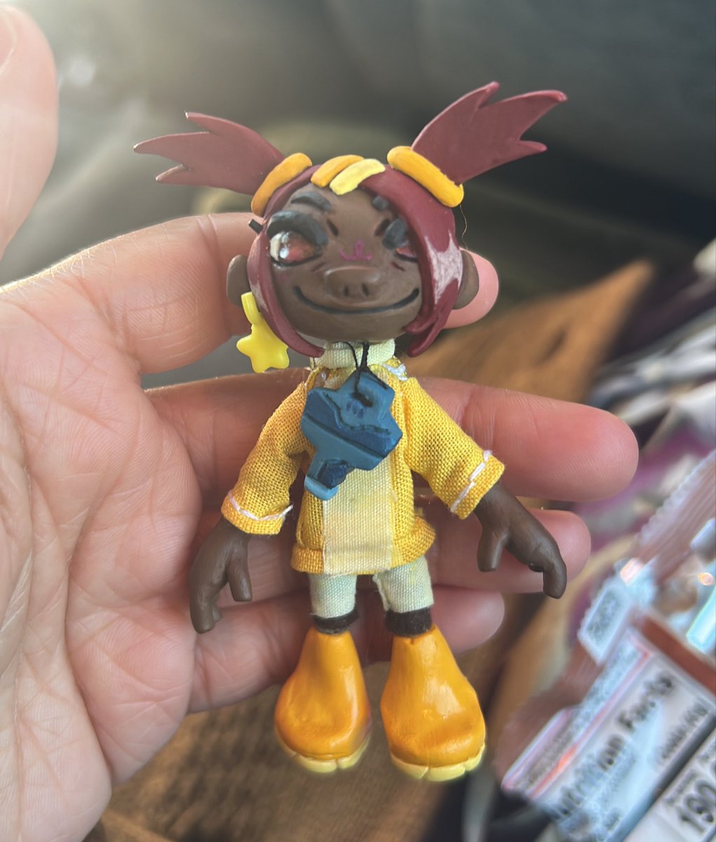 Weekdaysend's tweet photo. I’ll be at TFCON Orlando this weekend with a bunch of other friends! If you spot me, say hi to this cutie pie ! ^^ https://t.co/FZySk9pVCV