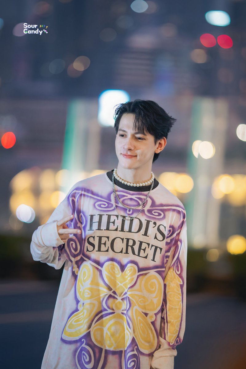 S0urCandyyy_'s tweet photo. ม้อบแม้บๆ โบเก้โบใจ ~ ✨

NOUR AT ELLE FASHION WEEK
#ELLEFASHIONWEEKxNOUR 
#AntonKrueger @Anton_07N https://t.co/34lNhnrKIU