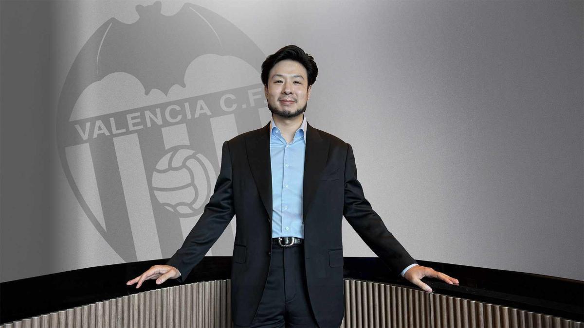expansioncom's tweet photo. El Valencia CF abre su capital a EEUU: Pitchwise toma el 42% e inyecta 100 millones https://t.co/llhMo4FlYE https://t.co/EpgZ7IrfqP