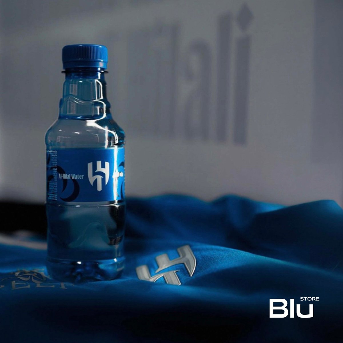 Blustore_app's tweet photo. كل قطرة تحكي فخرنا 💧💙

"مياه الهلال" وُلدت من هذه الأرض، وصُنعت للأبطال 🤩🔷

اطلب الآن من #Blu_Store 📲 

https://t.co/GdUuJiRfHc🔗 https://t.co/GVOgMnL1y3