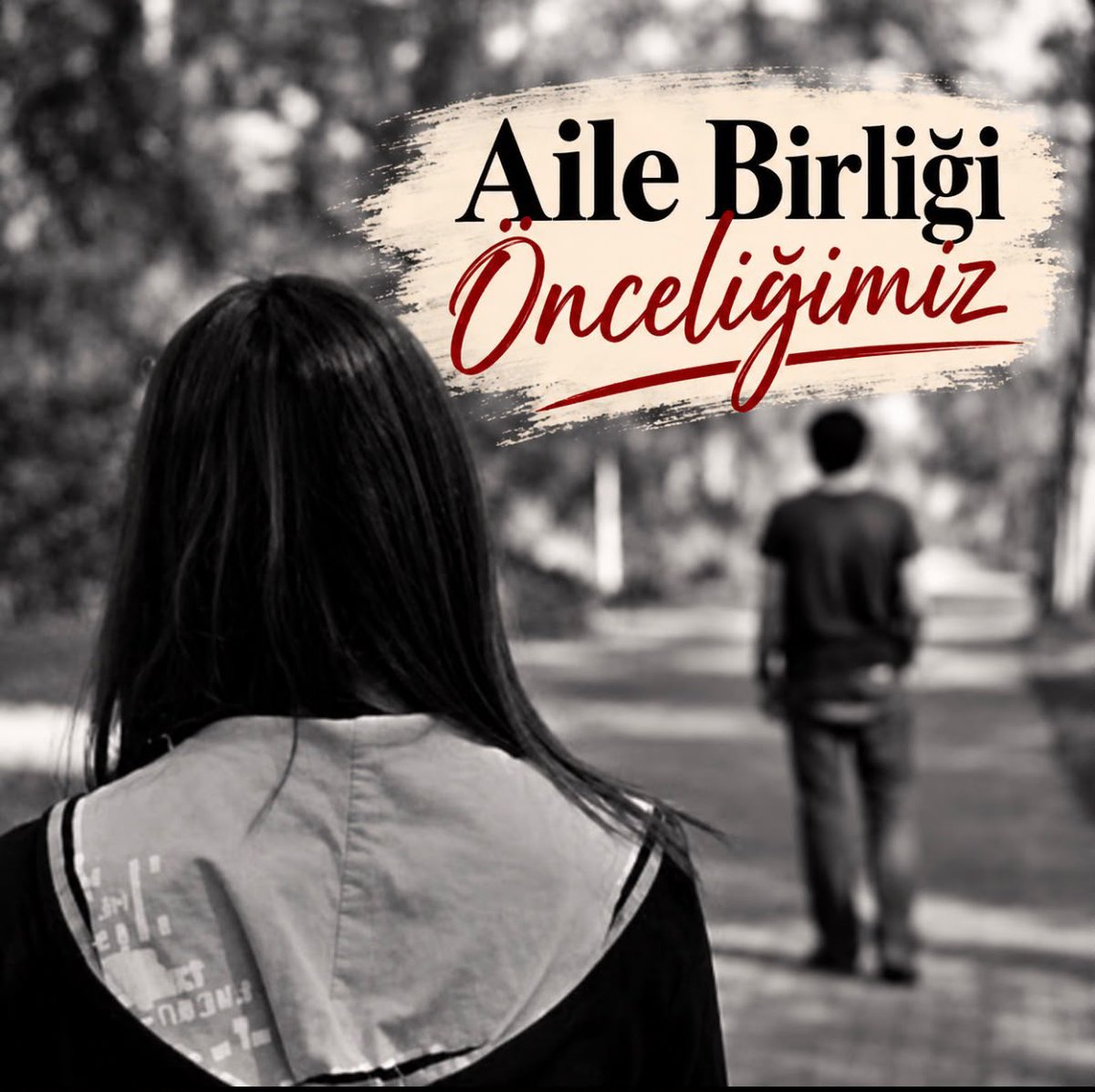 ailebirligiy's tweet photo. Çocukların en büyük ihtiyaçlarından biri aileleriyle birlikte büyümektir. #MEBdeAileYılıYOK Öğretmen ailelerinin uzun süre ayrı kalması çocukları da etkiler; aile bütünlüğü korunmalıdır. @mehmetkaramansp @necmettincalisk https://t.co/GFuoMfdSdM