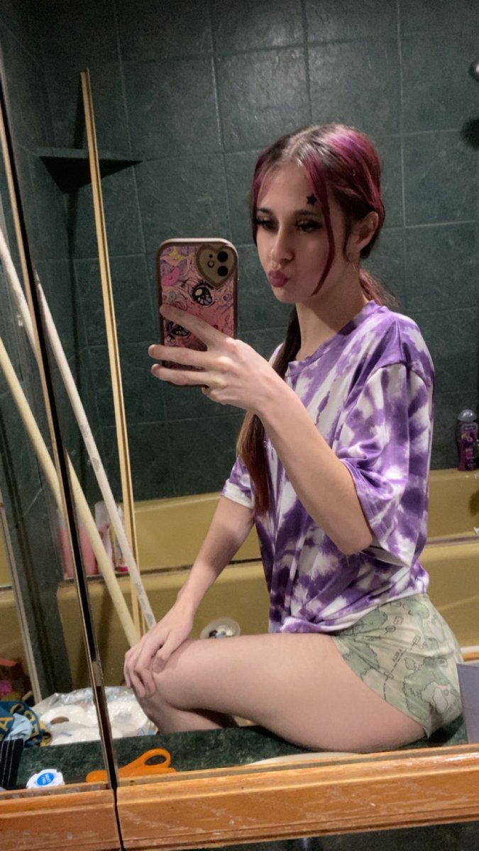 psychobaddie23's tweet photo. Come see more content of me. 🥵🥰
https://t.co/12Y8z5gF9v https://t.co/GHdq5TQQCa