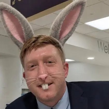 europa's tweet photo. 🇬🇧 A 15-year-old teenager in the UK was questioned by police after posting an edited image of a local politician in rabbit ears.

In the original post, the 15-year-old Reform supporter wrote "Can you hear it? That's the sound of a rabbit devouring the last remaining shreds of Wolverhampton Conservatives' credibility"

The Conservative councillor, Simon Bennett, reported the posts to the police, causing four officers to show up at the boys' family home, seize his devices, and take his DNA, fingerprints and mugshot.