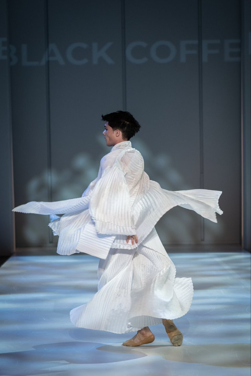 JoburgBallet's tweet photo. Incredible ✨Thank you to SA Fashion Week, Jacques van der Watt and the BLACK COFFEE team and Chloe Blair

Choreographer: Chloe Blair 
Dancers of Joburg Ballet
Garments: Black Coffee by Jacques van der Watt
📷 SA Fashion Week Runway captured by Eunice Driver Photography https://t.co/SDZ4nyTrid