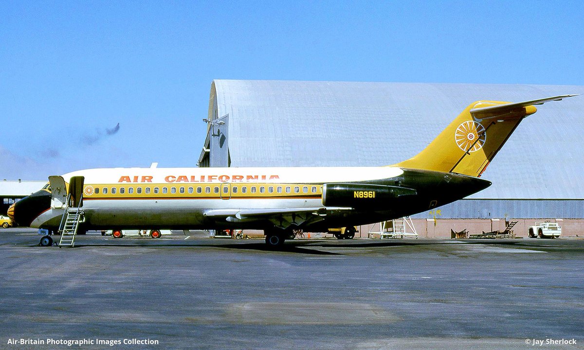 DeltaTrader90's tweet photo. @n194at @flycontinental1 @MD80com @edelweiss330 N8961 alao wore the Texas Intl livery,
...and Air California,
...and Sun World,
...Sold to Midwest Express and registered as N800ME
...now an instructional airframe and was relocated to the Educational Corporation Indoamericana, Bogota. https://t.co/IqnyLcnC8h