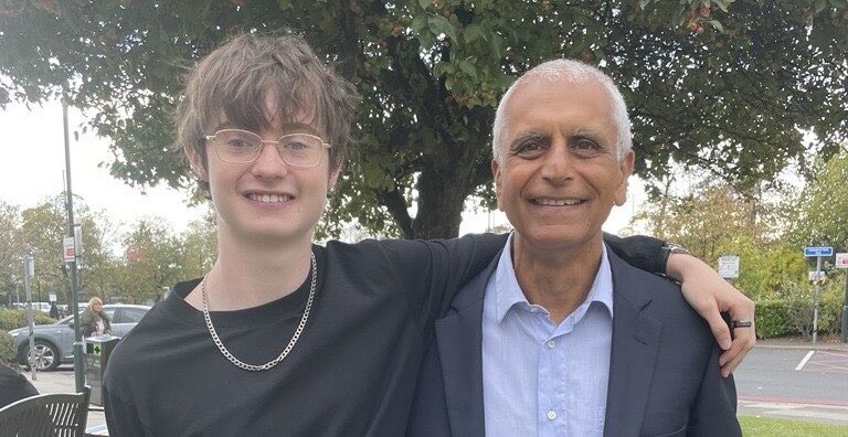 dhoorebbc's tweet photo. #UK: A pioneering heart surgeon who has saved and transformed the lives of thousands of children received a Lifetime Achievement Award at this year’s Daily Mirror Pride of Britain Awards. 
Mr Asif Hasan, who retired earlier this year from Newcastle’s Freeman Hospital, has dedicated more than three decades to caring for children with complex heart conditions and helping establish Newcastle as one of the world’s leading centres for paediatric heart surgery and transplantation. 
Throughout his career, Mr Hasan performed more than 4,000 open-heart operations, including approximately 3,000 procedures as lead surgeon. These figures do not include countless emergency call-outs, lifesaving interventions and out-of-hours procedures undertaken during his career.