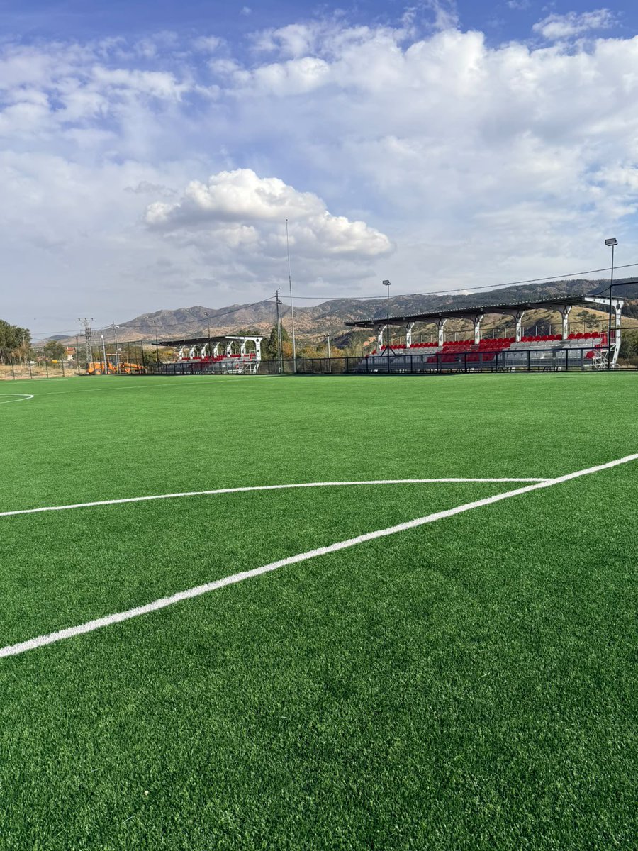 ejderacikkapi's tweet photo. ⚽ BASKİL İLÇE SAHAMIZ HAZIR

Baskil Şafak Spor ve Baskil Gençlerbirliği takımlarımızın antrenman ve müsabakalarını gerçekleştireceği ilçe sahamız hazır.

İlçemize ve amatör spor kulüplerimize hayırlı olsun. https://t.co/sCMF5LxT7R