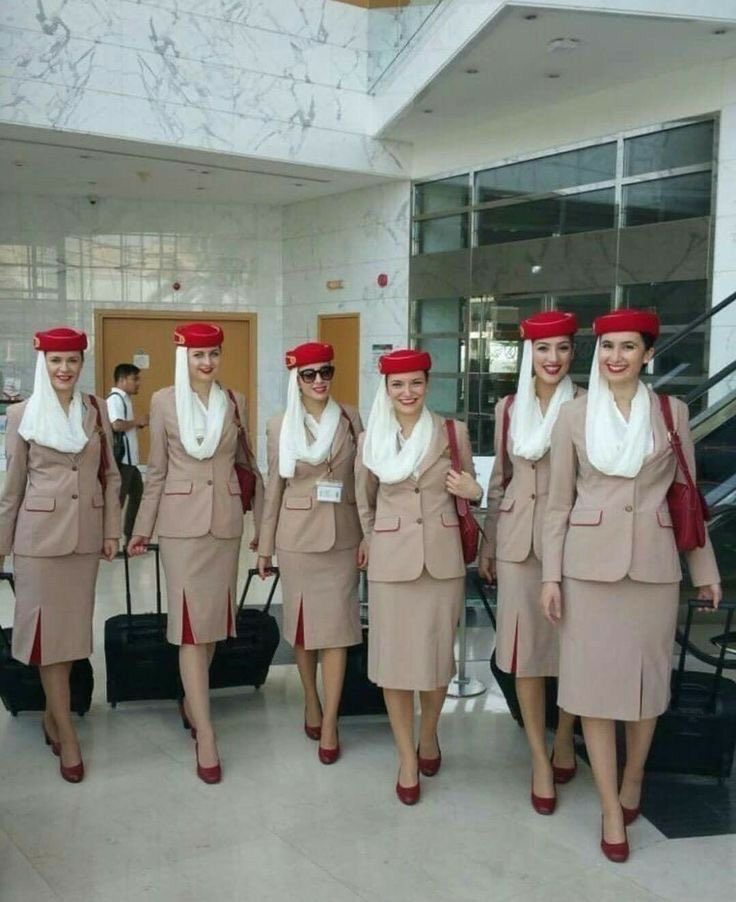 itstoz's tweet photo. Hooked up with an Emirates stewardess this year

Lovely girl

Will never fly anything else if available https://t.co/QMMXMhhEHS