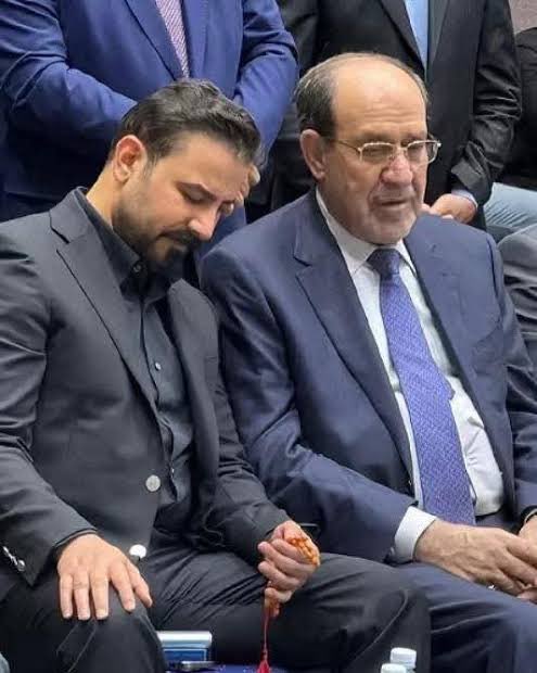 mashanaljabouri's tweet photo. دولة رئيس الوزراء علي الزيدي 5 ما الذي جعل سياسيين أمضوا عقوداً في المعارضة ولبعضهم تضحيات يختارونكم لرئاسة الحكومة مفضلينكم على مرشحين لهم تاريخ وخبرة سياسية فيما أنتم لا يعرف لكم خبره غير تجارة المواد الغذائية وثروة تبلغ 13 تريليون دينار ما الذي وجدوه فيكم ولا نعرفه نحن https://t.co/6vKfrd3Bqy