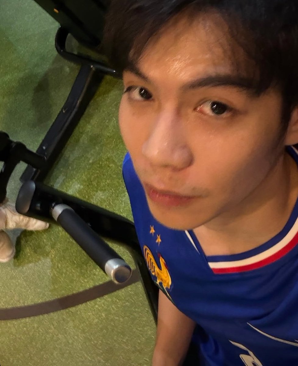 taetaewithluv's tweet photo. "This jersey was customized for you" @Firstkpp ✨️ 

Frenchie Monsieur Kanaphan 🇫🇷

#Firstkanaphan #กองทัพของเฟิร์ส https://t.co/WZb04cb1yb