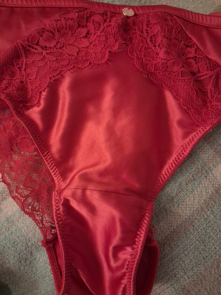 Kevyyca's tweet photo. Pair of her red satin panties, what do you think? https://t.co/cinS1xCp9Z