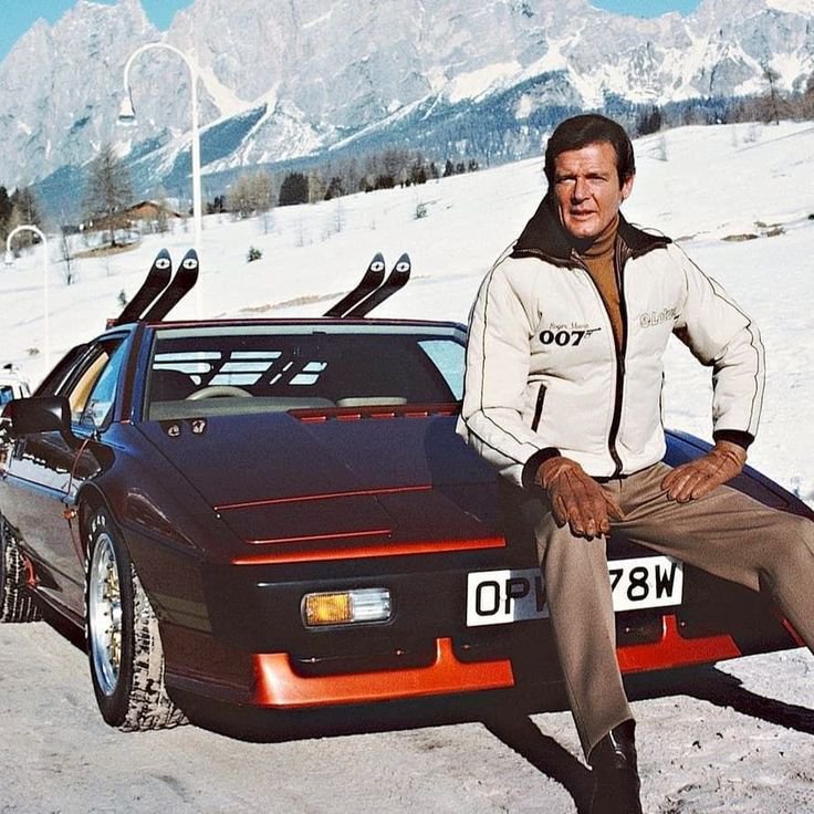 DonaldGran82261's tweet photo. Happy weekend to all.
#JamesBond https://t.co/RUaxNn7zFe
