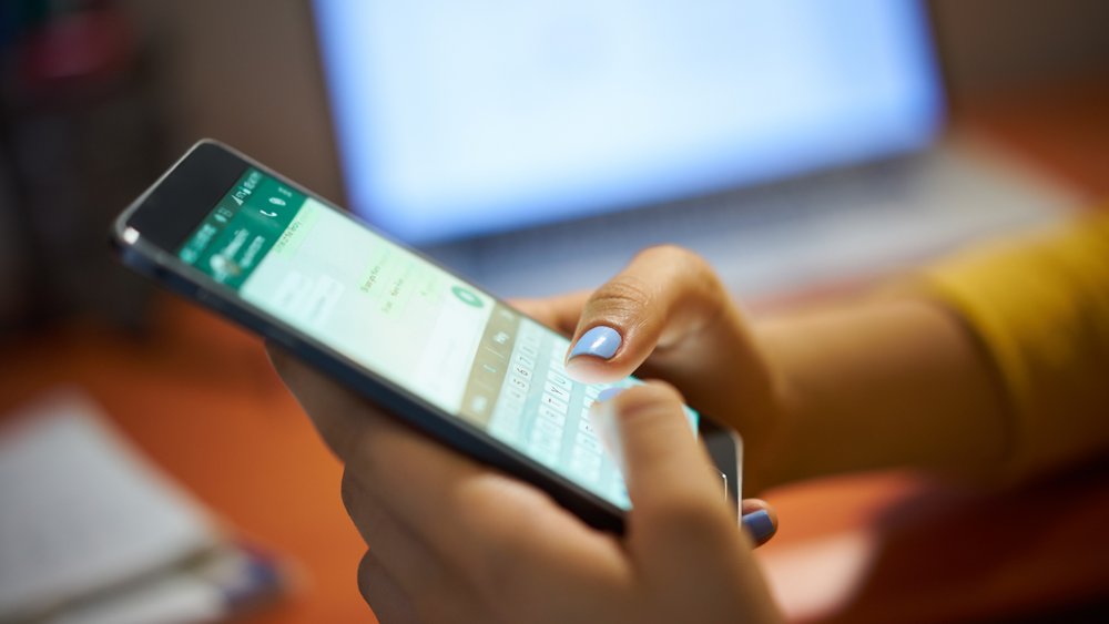 BitdefenderFR's tweet photo. L’arnaque WhatsApp « Votez pour mon enfant » est de retour et se propage en France, en Belgique et en Espagne.
