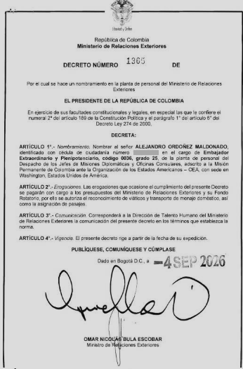 JuanPoe's tweet photo. Alejandro Ordóñez NO ha publicado su declaración de bienes y rentas como embajador ante la OEA/2026. La última declaración fue en 2022 (año gravable 2021) con ingresos por 929 millones y según él NO tiene bienes. ¿Esa es la transparencia del nuevo Min de Abelardo de la Espriella? https://t.co/AMa1T47rrK