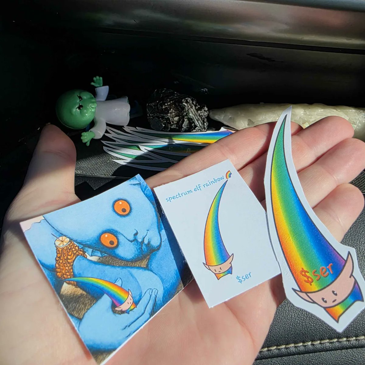 spectrumrainbow's tweet photo. Ser, we're going on a road trip. 🌈

The community is growing. Sick slaps from Mayanlion. 🦁 https://t.co/UsCj9om1BB