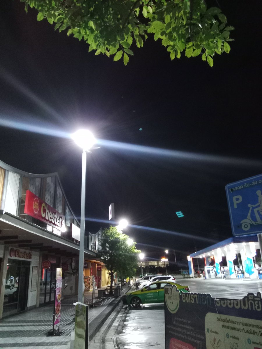 ShaeKrichbaum's tweet photo. นอนไม่หลับ เครียดดด
#ดอนเมือง  #รังสิต https://t.co/a0wQpUa2yq
