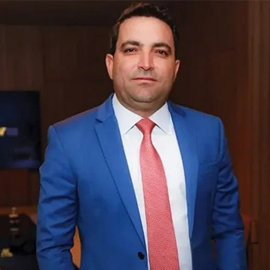 republiqueBRA's tweet photo. 📺 ❌ Advogado Willer Tomaz pede direito de resposta e indenização de R$ 10 mil por danos morais ao Jornal Nacional, em razão de reportagem exibida na última quarta-feira (21/10), mas a Justiça nega o pedido. https://t.co/atBn8WBW1S