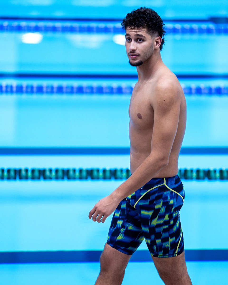 SwimPathUK's tweet photo. Limited Edition Aqua Gleam arena racesuits! 🌊

Powerskin ST NEXT and Carbon Air 3 kneeskin and jammers available in this bold, striking pattern - available in two different colourways. 

https://t.co/uKZYMyJe2P https://t.co/zUzRmggzL8