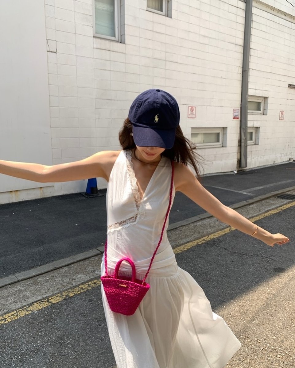BaskatiHasna's tweet photo. 生まれ変わるなら、どんな職業に就いてみたいですか。結構大事なことだと思うんだ。 💬
MpYHa https://t.co/Qt97kYOtQv