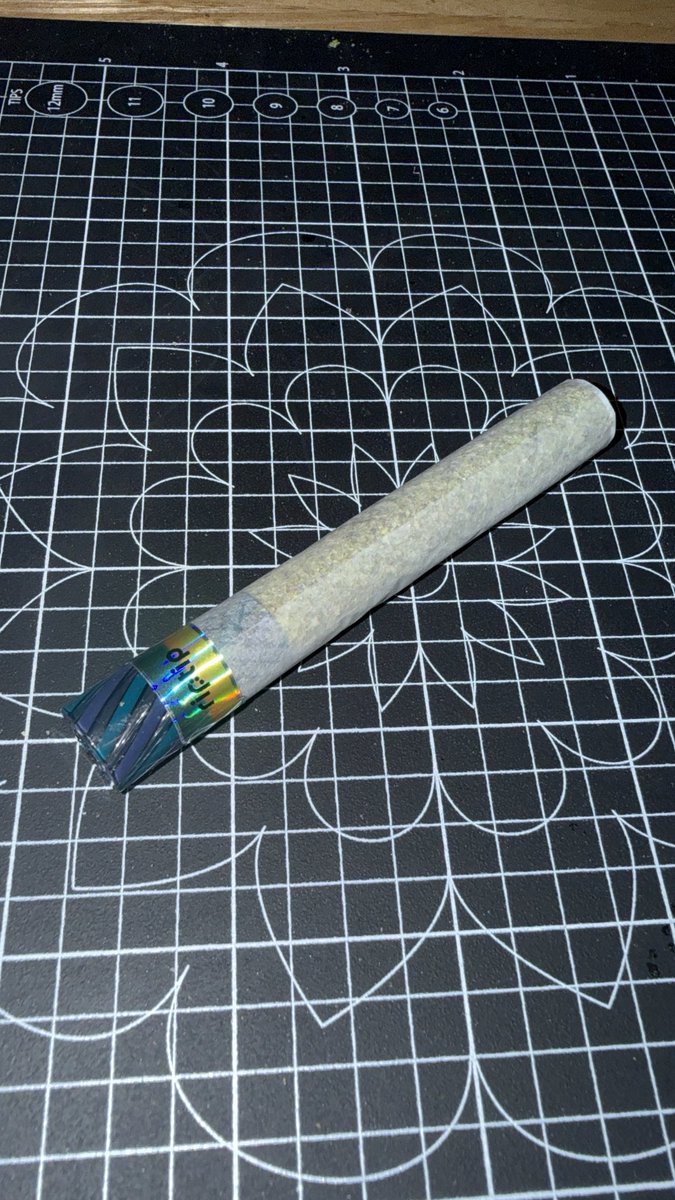 handsome_Bihh's tweet photo. #riptip
#elementpapers
#flowermill https://t.co/CWA8B0Nghu