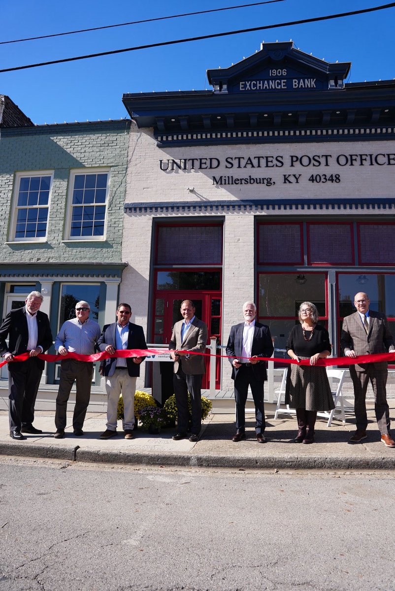 RepAndyBarr's tweet photo. Millersburg has its post office back after the 2022 fire. 

With no residential mail delivery, the post office in the center of town is how folks get their mail, see their neighbors and stay connected.

It took years of calls and persistence from local advocates and my office, but none of us quit. We celebrated at the ribbon cutting today with Mayor Hopkins, Community Ventures and @USPS. Congratulations Millersburg!